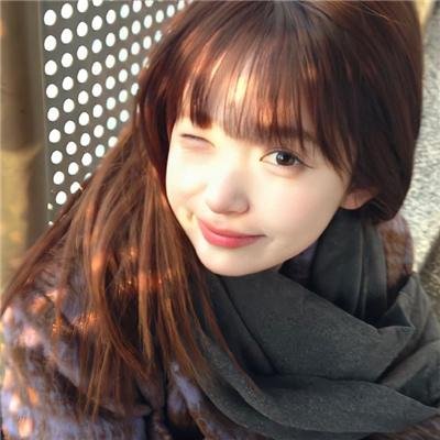 云雾笼罩的山峰